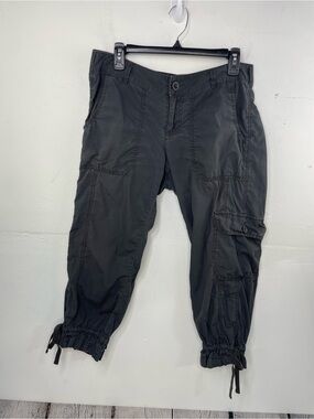 GAP Capri Surplus Pants Gray size 8